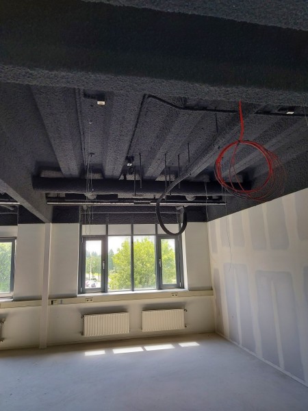 Woerden Biurowiec kolor antracit